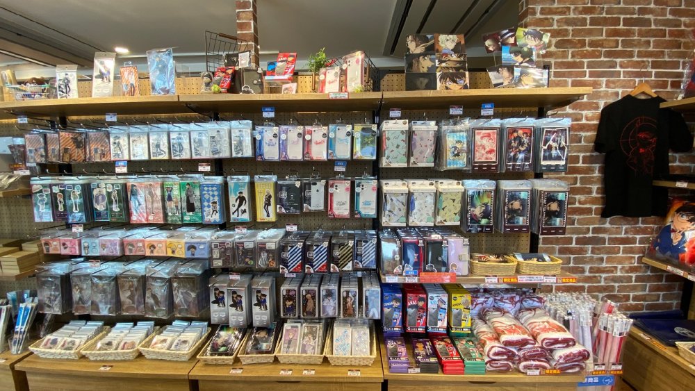 名侦探柯南 这次的枕头周边太吸引人 柯南的没有安室透的好看 腾讯新闻