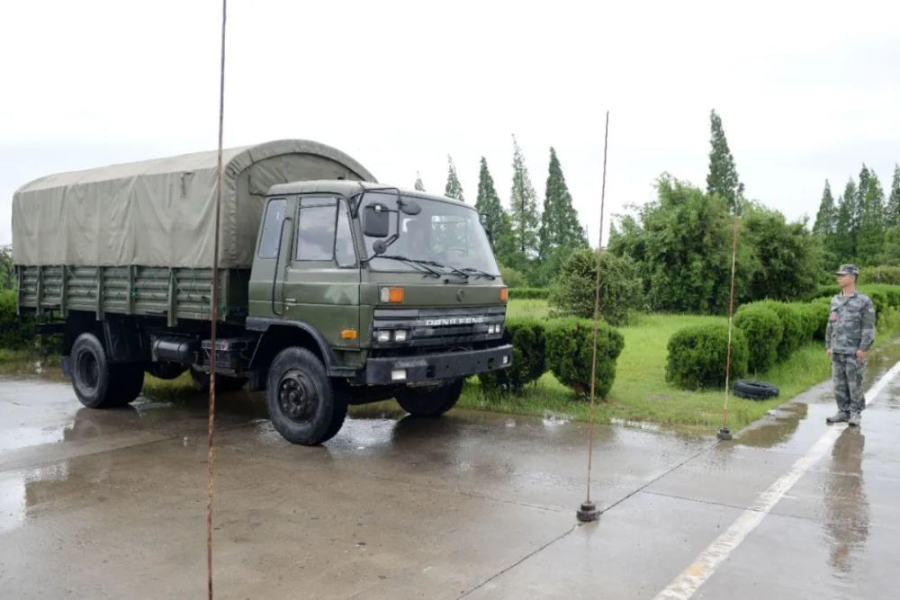 军车直选驾驶员是如何考试的图片来了