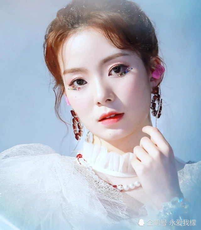 硬糖少女 个人应援色 看到陈卓璇应援色 果然与众不同 希林娜依 高 硬糖少女303 赵粤 应援 陈卓璇