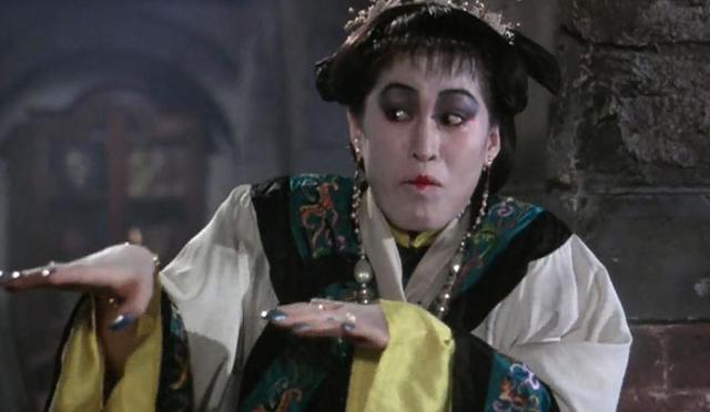 林正英御用女僵尸王玉环苦恋午马15年64岁变身保险女王