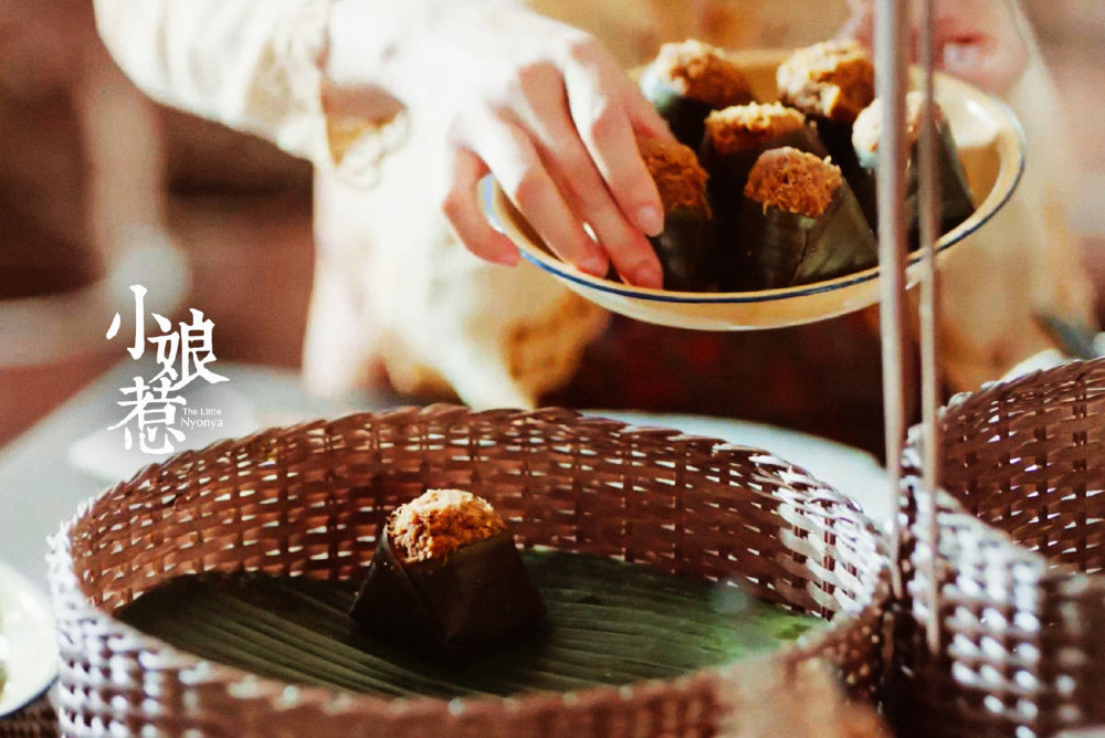 娘惹文化中,娘惹美食是一道靓丽的风景,看到剧中出现的特色美食,很多