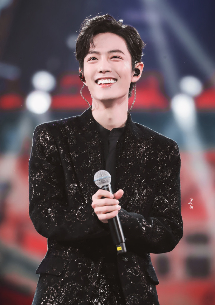 东方风云榜|东方风云榜，肖战两首歌入榜，《余年》《无羁》入选十大金曲