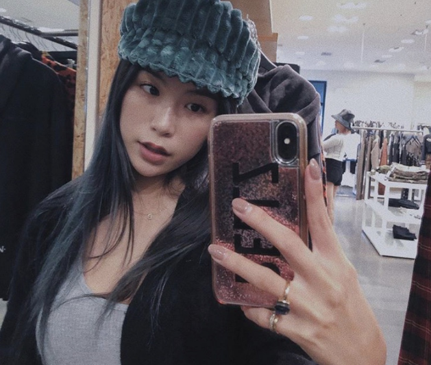 bella|Bella走出高以翔去世阴霾，晒美照摘掉定情戒指，彻底与过去告别