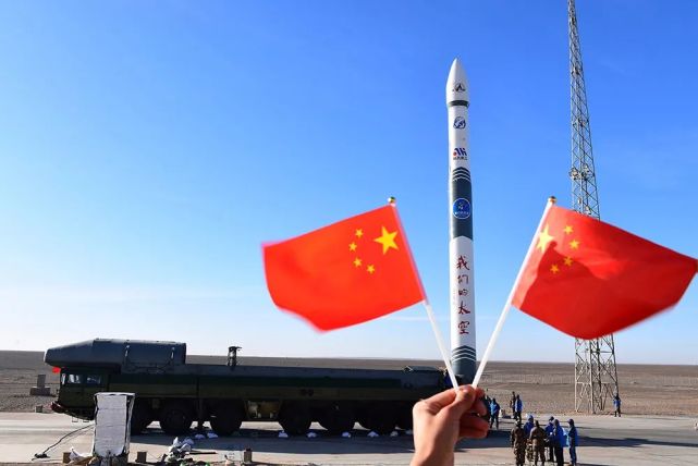 江波捕捉的火箭腾飞壮美瞬间太空像素4