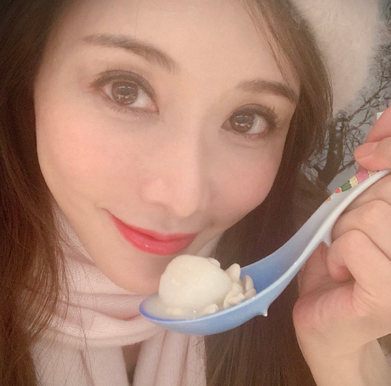 林志玲|林志玲与外籍老公结婚一年大变样，女神变成网红脸，处境令人担忧