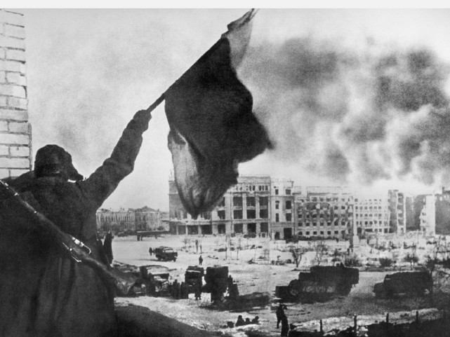 斯大林格勒战役有多残酷新兵平均活不过一天超过3天能当连长