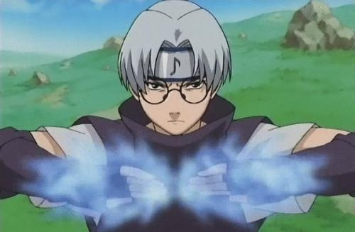 有可能这就是兜用仙术强化的潜影蛇手,只是他没有喊出招式名称 而体术