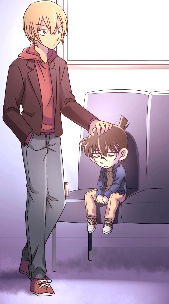 画师笔下的"柯南睡了",小兰陪柯南一起入睡,贝尔摩德做法暖心