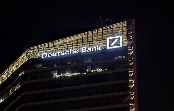 德意志银行与谷歌达成长期全球战略合作,共启银行业深度变革_腾讯新闻