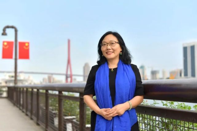 儿童文学作家殷健灵谢倩霓要来第三期名家直播课开讲啦