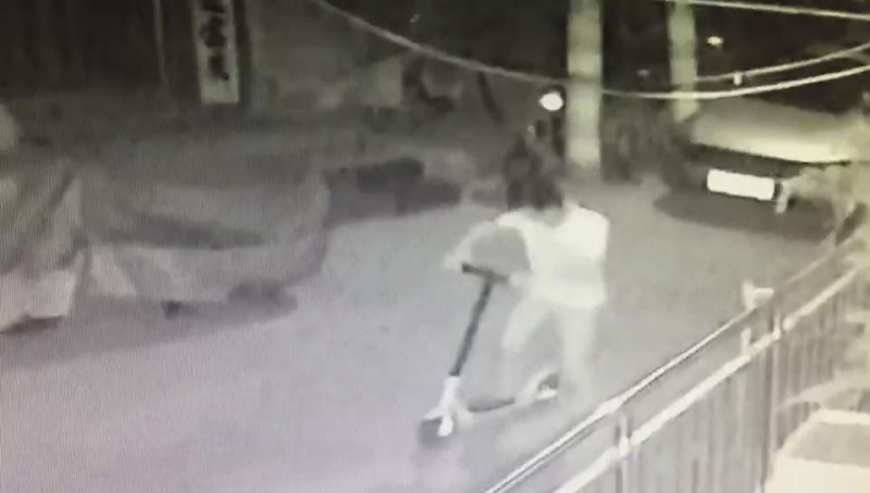 电动滑板车|带着赃物住宾馆 男子偷电动滑板车被拘14日