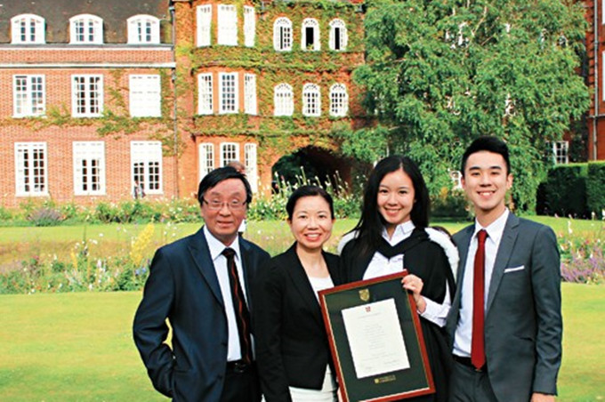 tvb|尴尬！TVB三届视帝新剧演技还不及一个女新人？网友：被比下去了