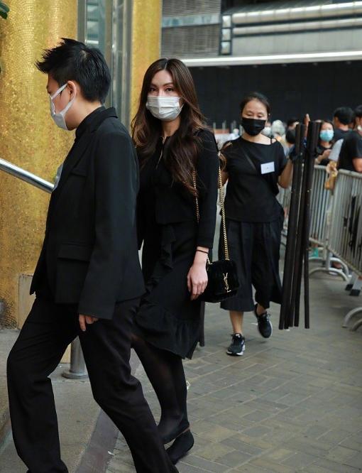 何超琼|赌王设灵二房带头操办，何超琼最早到场，何超仪成首位公开发声者