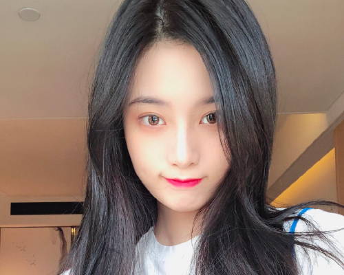 硬糖少女出道资源不断谁留意徐艺洋新行程被淘汰一样能红