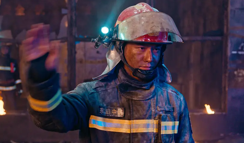 黄晓明|黄晓明新片再当主角，王劲松倪大红做配，他为何屡屡能被正剧青睐