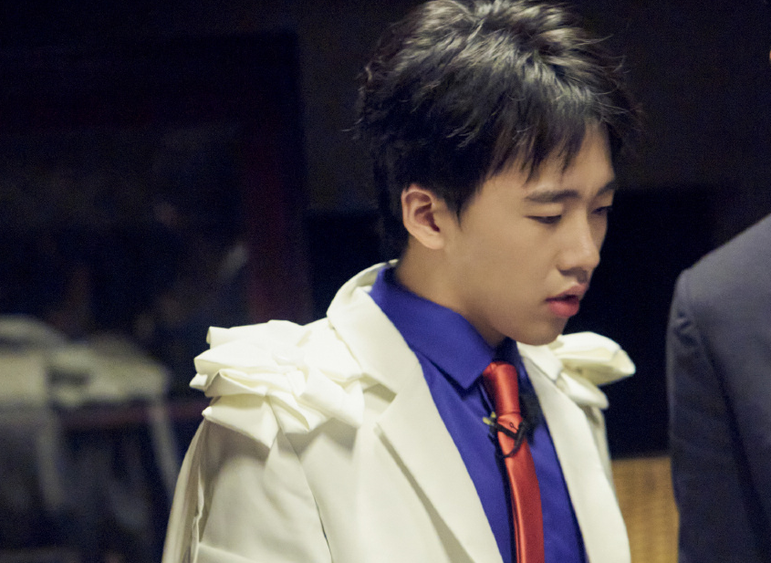 郭麒麟|《密室逃脱》抢位逃生，杨幂强势挤开郭麒麟，虚假姐弟情过于好笑