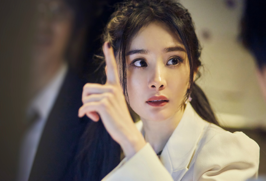 郭麒麟|《密室逃脱》抢位逃生，杨幂强势挤开郭麒麟，虚假姐弟情过于好笑