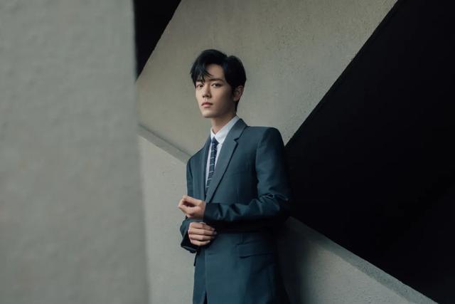 肖战|被41万人抵制，也挡不住肖战复出，“多重惊喜”下粉丝仿佛过年