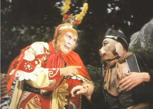 孙悟空|猪八戒只会36变，为啥要瞧不起孙悟空的72变？你看看老猪啥身份