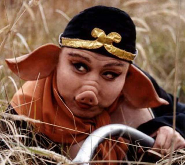 孙悟空|猪八戒只会36变，为啥要瞧不起孙悟空的72变？你看看老猪啥身份