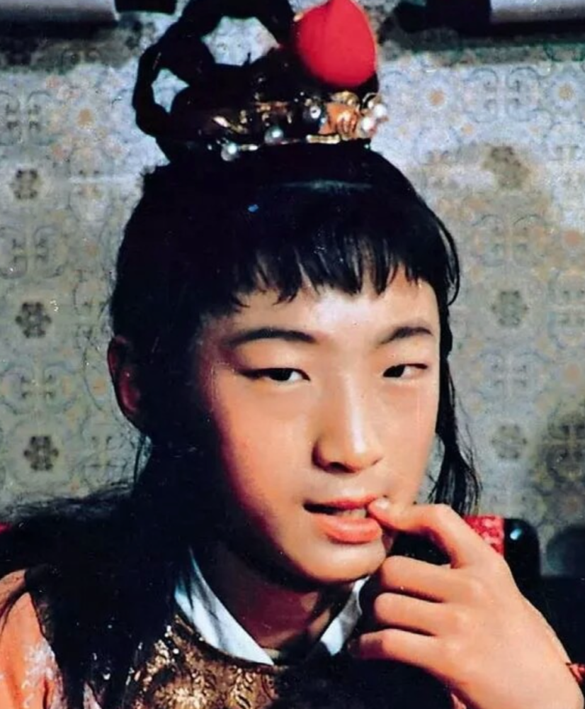 探春|探春大手一挥，一刀裁掉公子们四个月工资，为何无人反对？