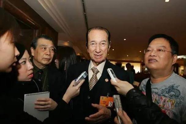 杨受成不顾禁忌 第一个来送别老友何鸿燊 他曾差点成何超琼公公 许晋亨 英皇集团 杨受成 何鸿燊 何超琼 杨其龙