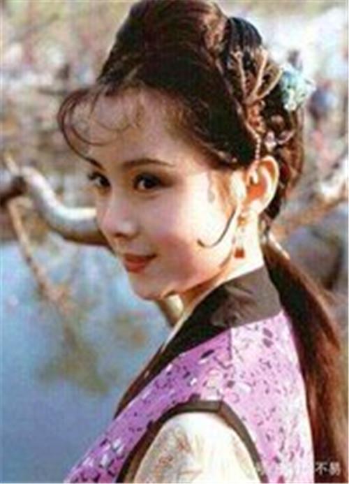 晴雯|晴雯连家乡父母都不记得，为什么临死却叫了一夜的娘？