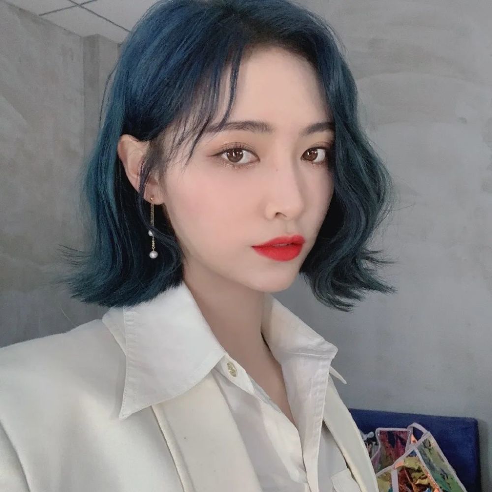 明星们的"彩虹头"发色!高颜值就是要染亮色系!-360时尚之家