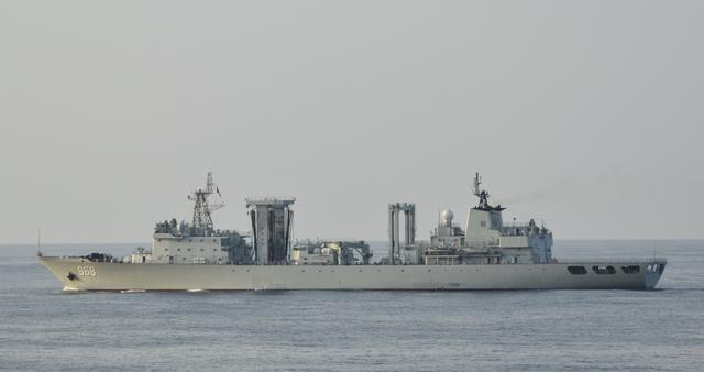 中国第一代补给舰全部退役,执行580任务,为出远洋立下汗马功劳