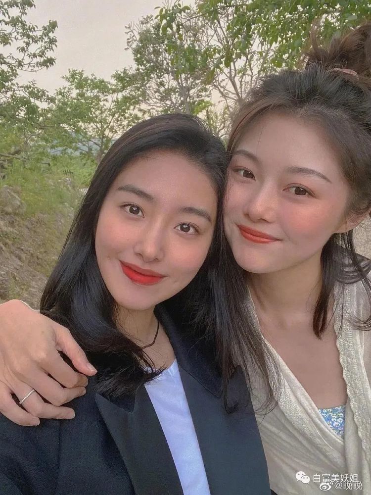 范冰冰|晚晚史诗级翻车！艳压范冰冰心机被戳破，10年旧照复盘不忍看…