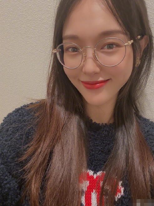 唐嫣|唐嫣马上开启复工模式？首次晒出产后全身照，气质深受粉丝好评！