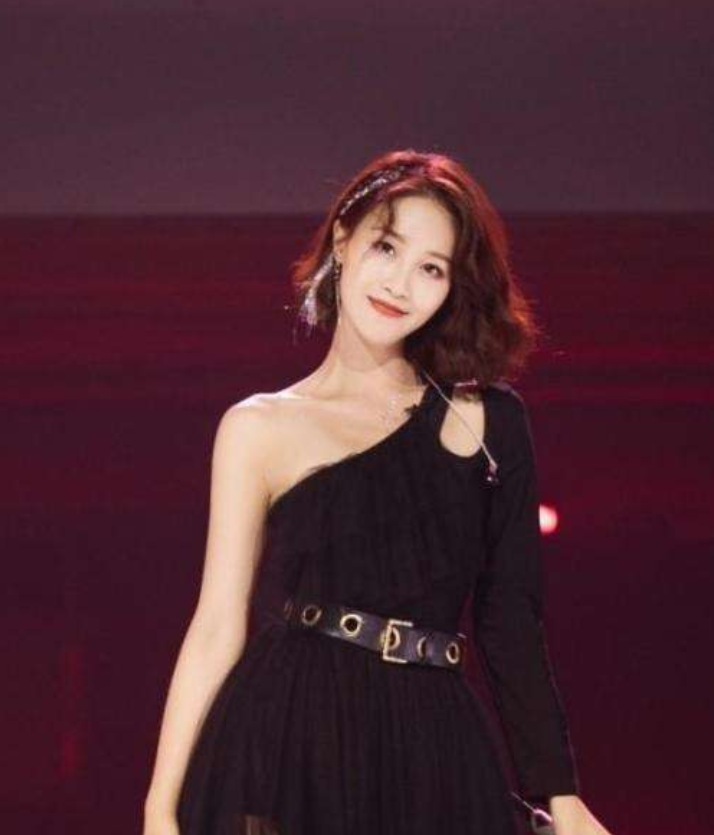 乘风破浪的姐姐|《乘风破浪》又一位姐姐口碑“翻车”，这节目有毒，谁红谁倒霉