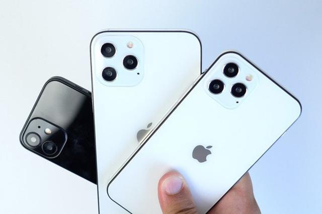 Iphone 12真机外观实锤 没有传说中的四摄 和经典机型比比看 腾讯网