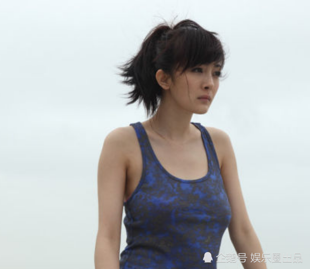 杨幂|杨幂解锁5件旗袍，不同款式气质不同，只有1件秀出了真实身材