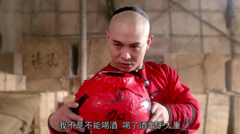 李连杰|全亚洲票房大卖8276万，陈百祥成惊艳一笔，他跟李连杰配戏很默契