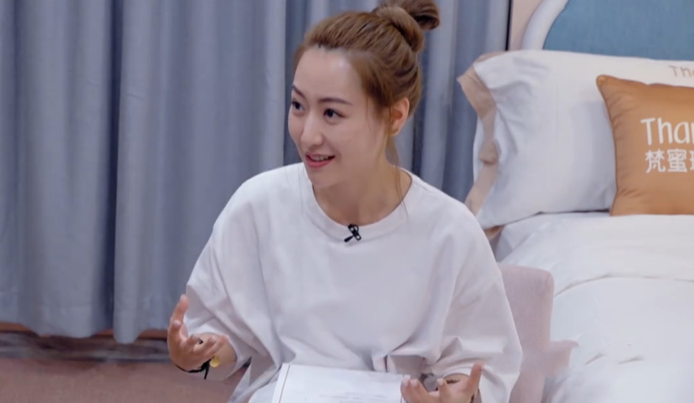 浪姐|《浪姐》第4期加长版：各组镜头时长对比，金晨你要坐近一点