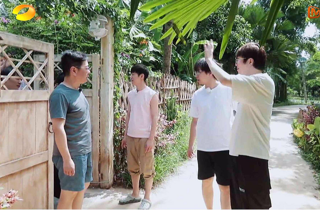 向往的生活|《向往的生活》最不被待见的嘉宾，临走时只有彭昱畅一个人送他！