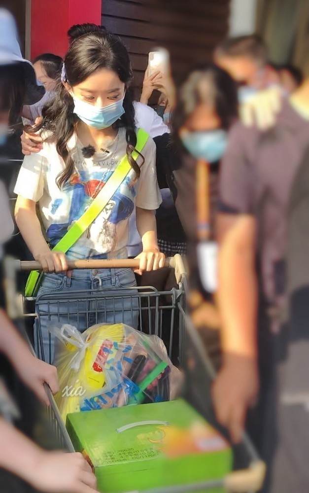 中餐厅4|《中餐厅4》再曝路透照，首位飞行嘉宾确定，录制时长堪称良心！