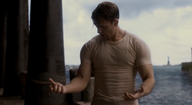 蝙蝠侠和美国队长决斗,在赤手空拳的状态下,谁能够取得胜利?