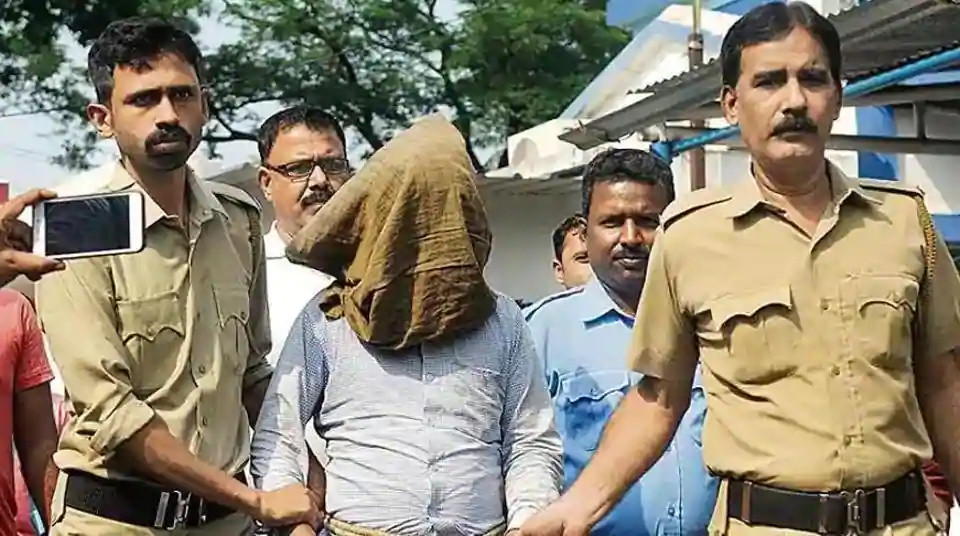 萨卡|男子用自行车链条杀害7名女性，妻子不信：他在家里是个好人