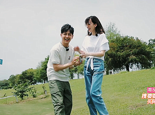 林志颖与陈若仪穿情侣款看到俩人的身高差网友坐不住了