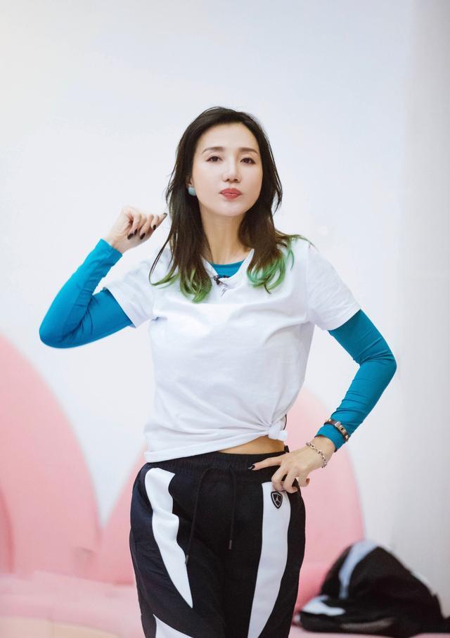 乘风破浪|《乘风破浪》阿朵带给我们的启示：别让你的好心变成伪善