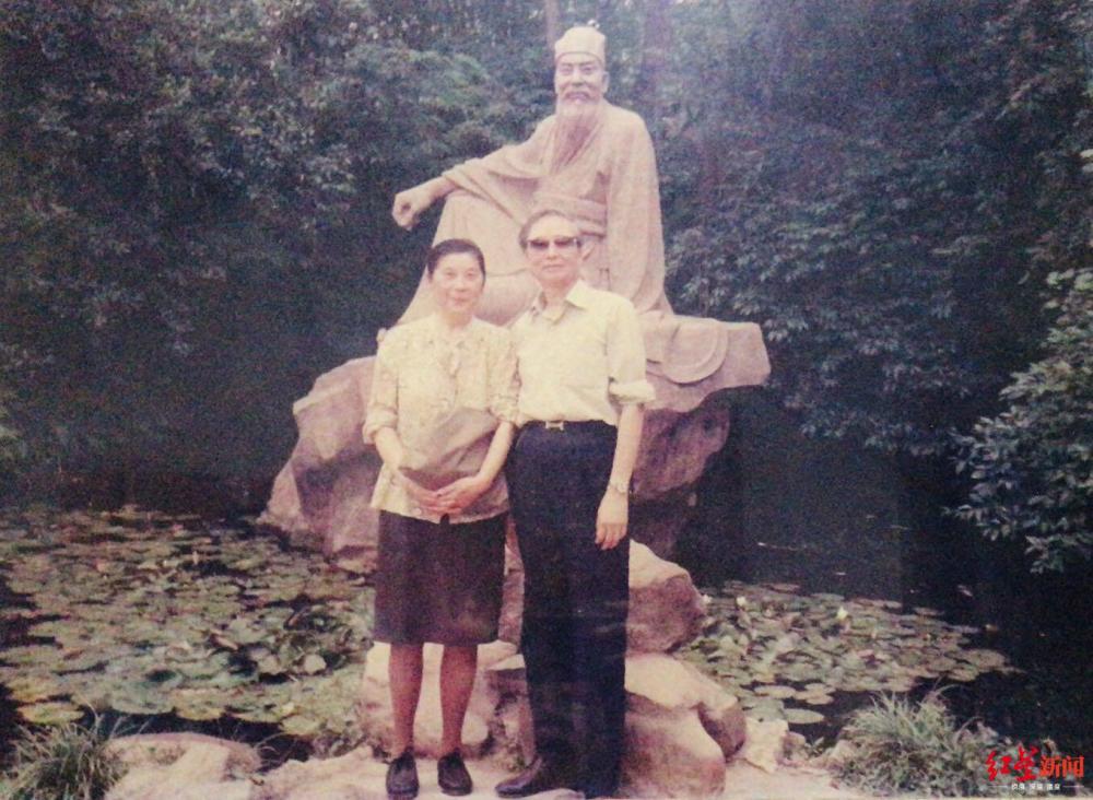 王火|96岁茅奖作家王火大病初愈，“要是夫人还在，那才是最幸福的”