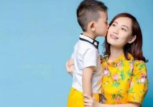 马蓉|马蓉再次表态，点赞不同意王宝强娶冯清的博文，声称为儿子好