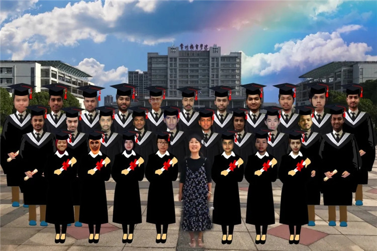 "魔性"毕业照!每个人都是抠图合成的