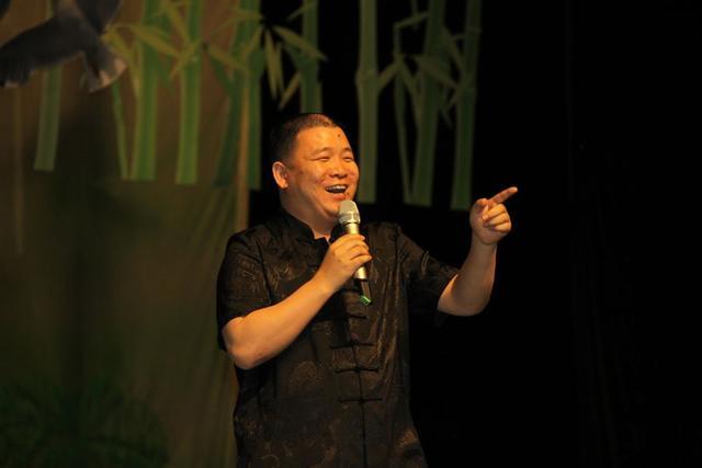 赵本山|“戏弄”李咏，爆红后拒绝赵本山，东北笑星孙小宝到底有何本事？