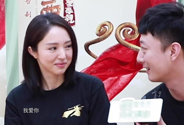 董璇|高云翔 董璇已成陌路人？网曝董璇和小鲜肉搂抱亲密疑有新欢