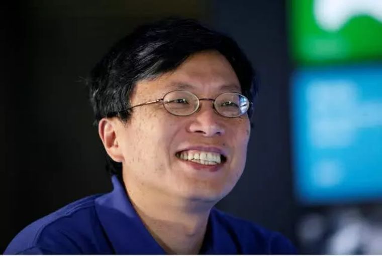 比尔盖茨|这个让比尔盖茨万分不舍的中国科学家，到底有多厉害？