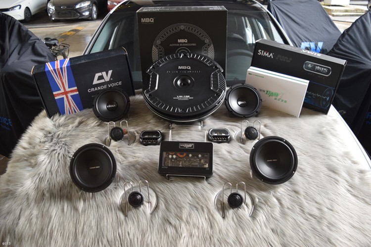 降噪材料 改装店家:昆明发烧友汽车音响 1,奥迪a3音响改装升级器材,一