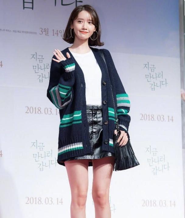 林允儿真是宝藏女孩大片造型真高级私服减龄又少女